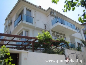 Family hotel Fanari
