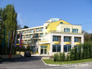 Hotel Sunflower