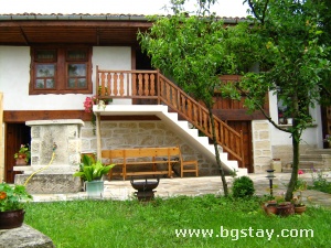 Family hotel Pri bai Rusi