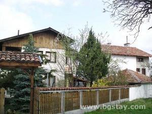 House Kavaldjievi villas