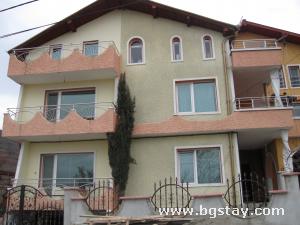 House Pavlobi