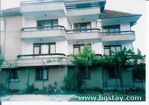 Family hotel Kuzmanovi