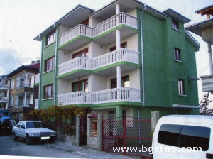 Family hotel Desi