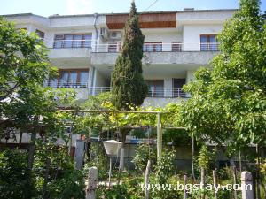 Family hotel villa Evksinograd