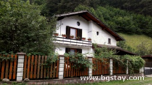 House ANETA & CO