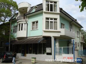 Family hotel Dachev