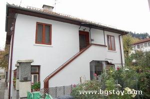 House Nikola House