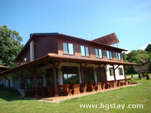 Family hotel Pristan v planinata