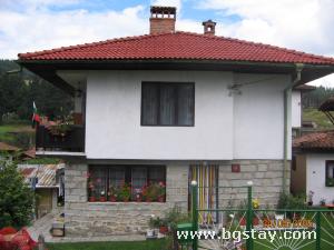 Separate room House Doni