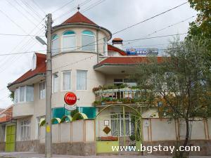 Family hotel Zamaka Vebo