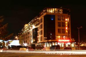 Hotel  AVENUE