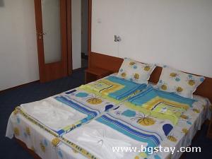 Family hotel Demira, Kiten