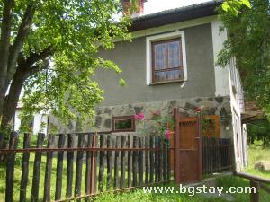 House na baira, Apriltsi