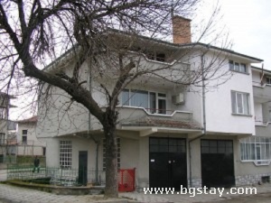 Family hotel Banya Karlovo