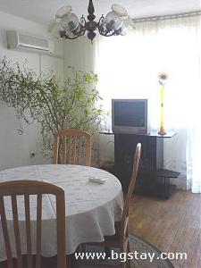 Apartment 2-V